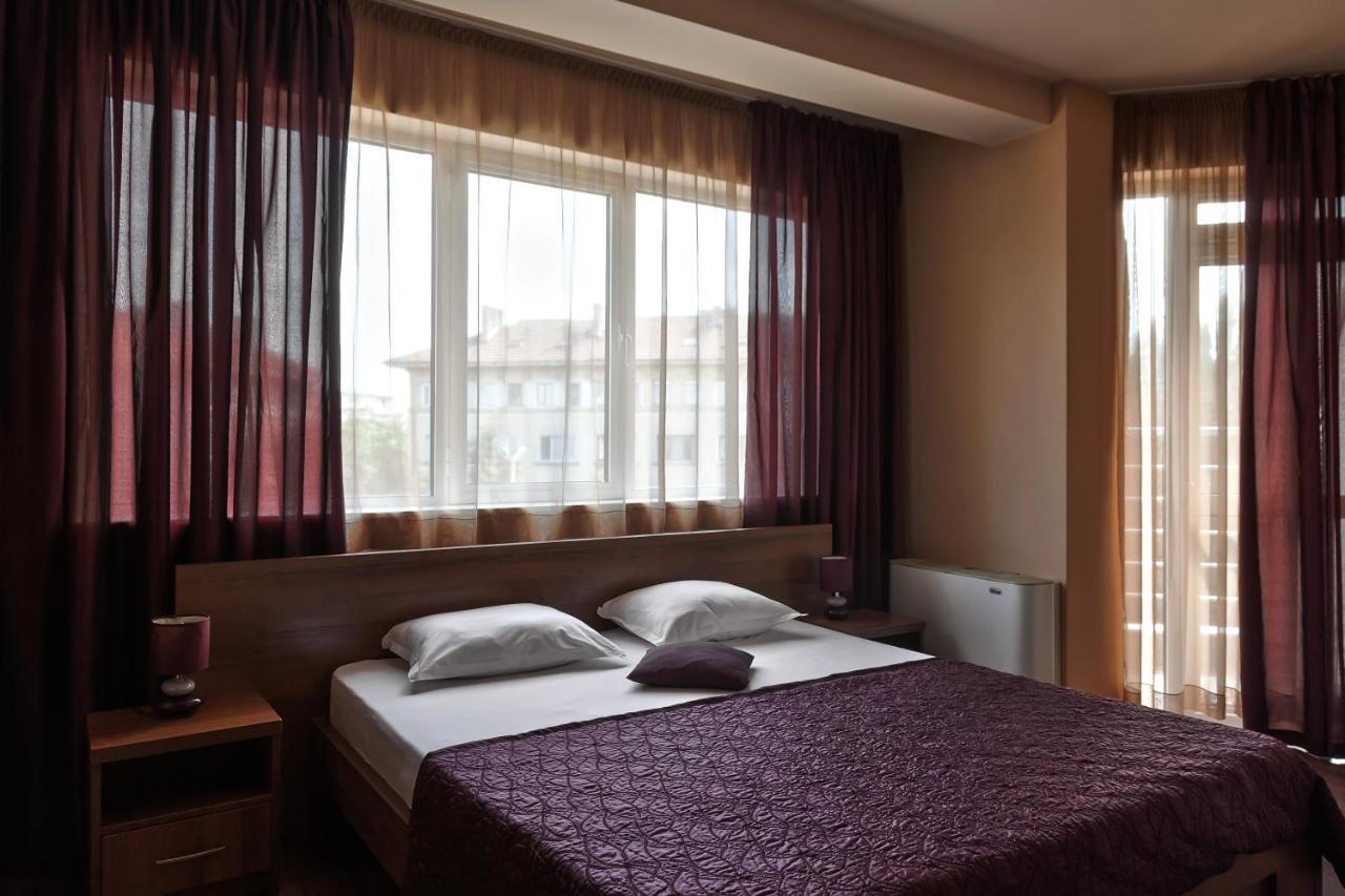Family Hotel Gerdjika Plovdiv Exteriör bild