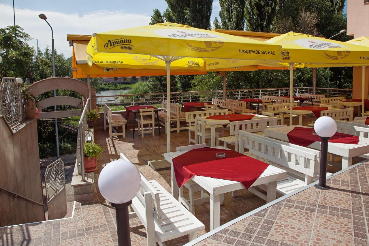 Family Hotel Gerdjika Plovdiv Exteriör bild