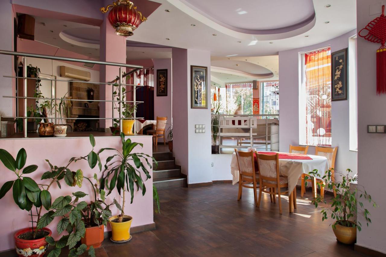 Family Hotel Gerdjika Plovdiv Exteriör bild